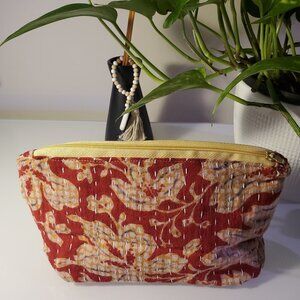 Fair Trade ASHA PROJECT  NWT Cosmetic / Travel Bag Handmade with Upcycled Saree